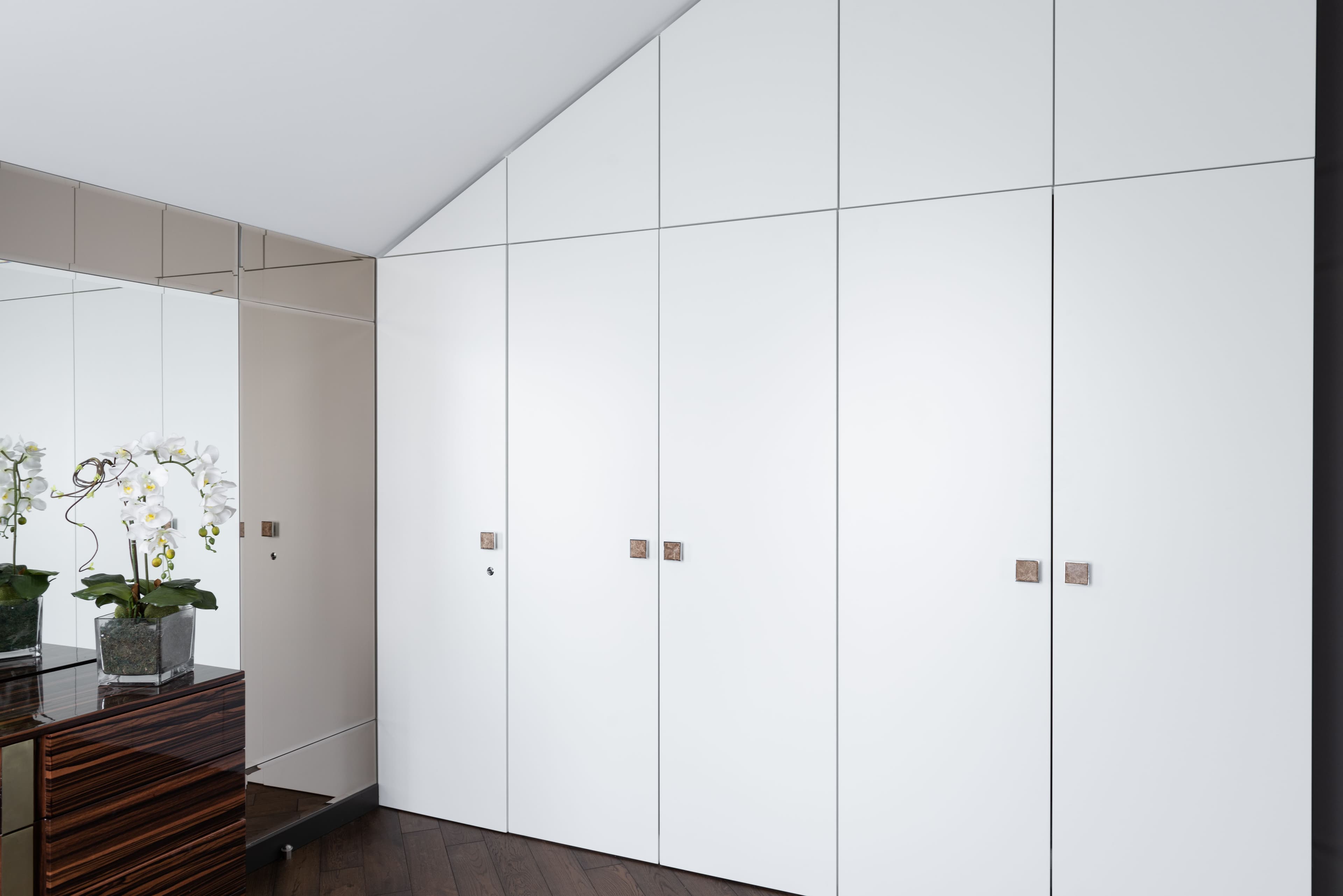 Wardrobes project 15